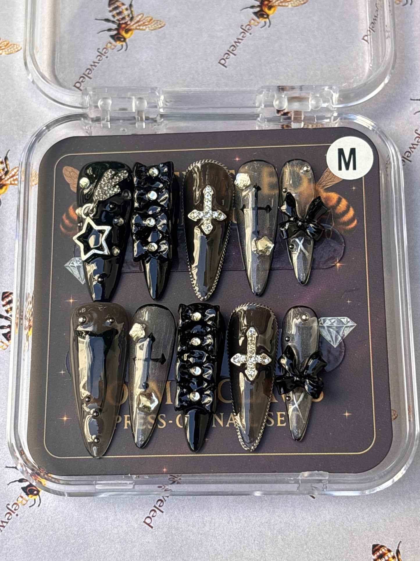 Black Ice Luxe 🖤🐝✨